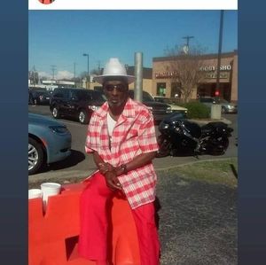 Meet your Posher, Leo